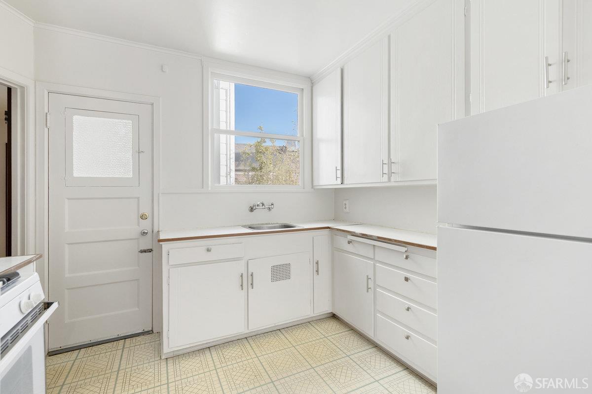 Detail Gallery Image 40 of 55 For 1584 11th Ave, San Francisco,  CA 94122 - – Beds | – Baths