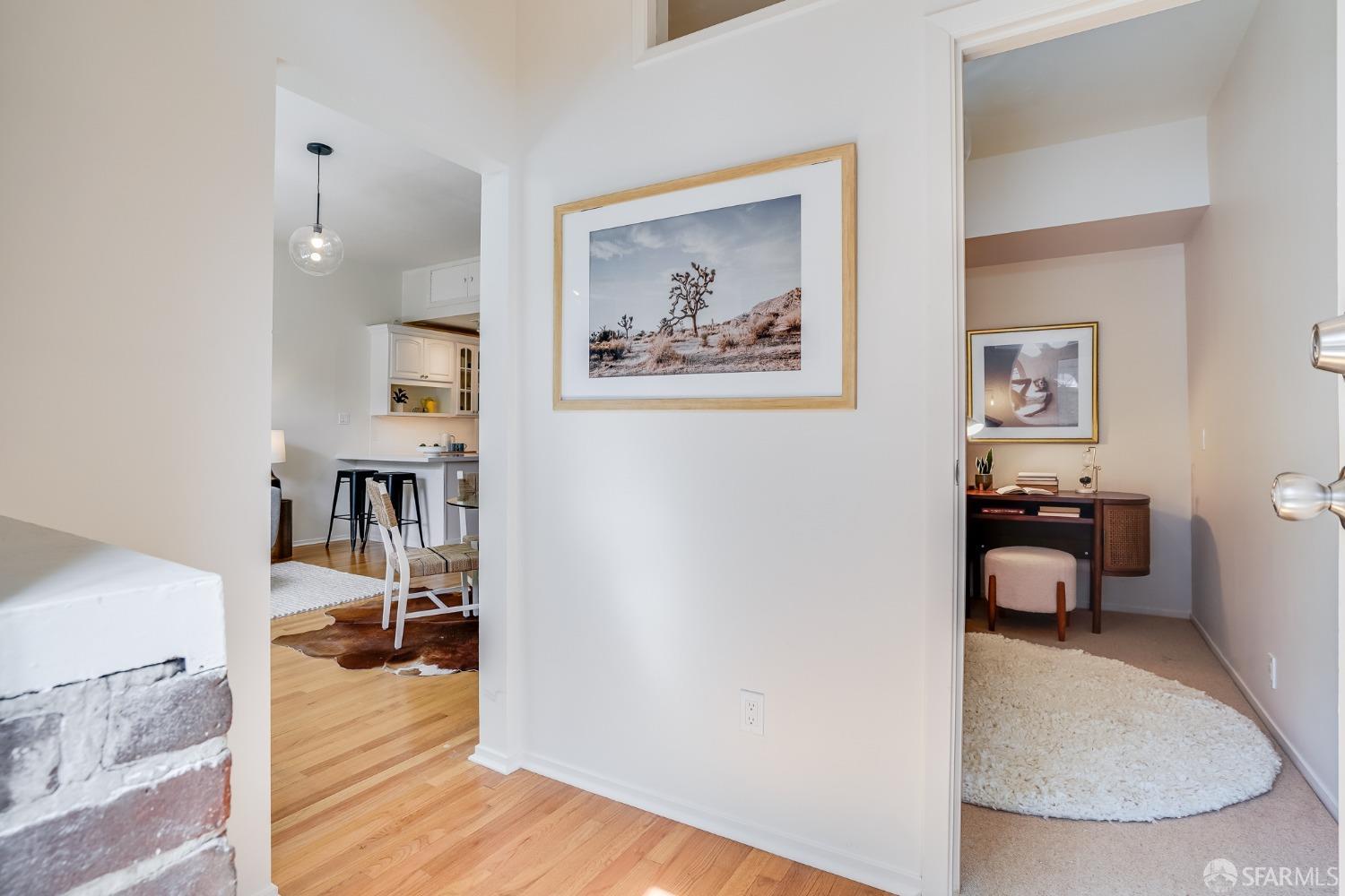 Detail Gallery Image 4 of 22 For 490 Clipper St #492,  San Francisco,  CA 94114 - 2 Beds | 1 Baths