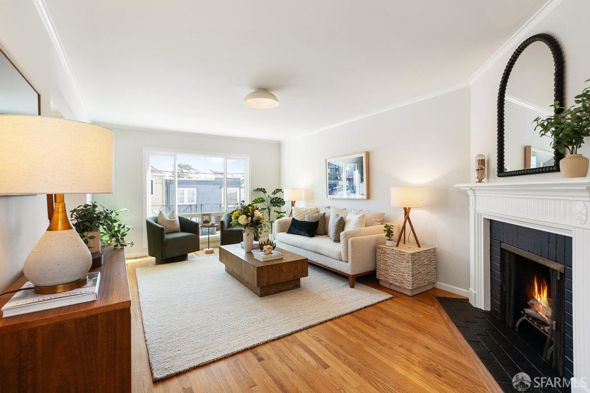 Detail Gallery Image 6 of 50 For 2591 39th Ave, San Francisco,  CA 94116 - 3 Beds | 2 Baths