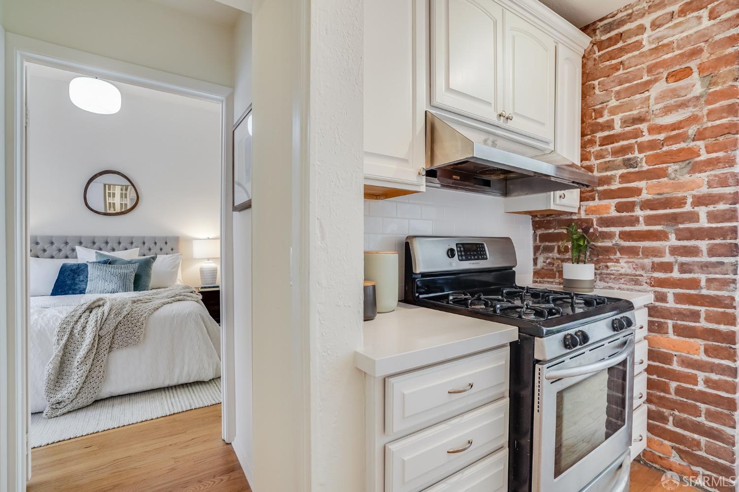 Detail Gallery Image 12 of 22 For 490 Clipper St #492,  San Francisco,  CA 94114 - 2 Beds | 1 Baths