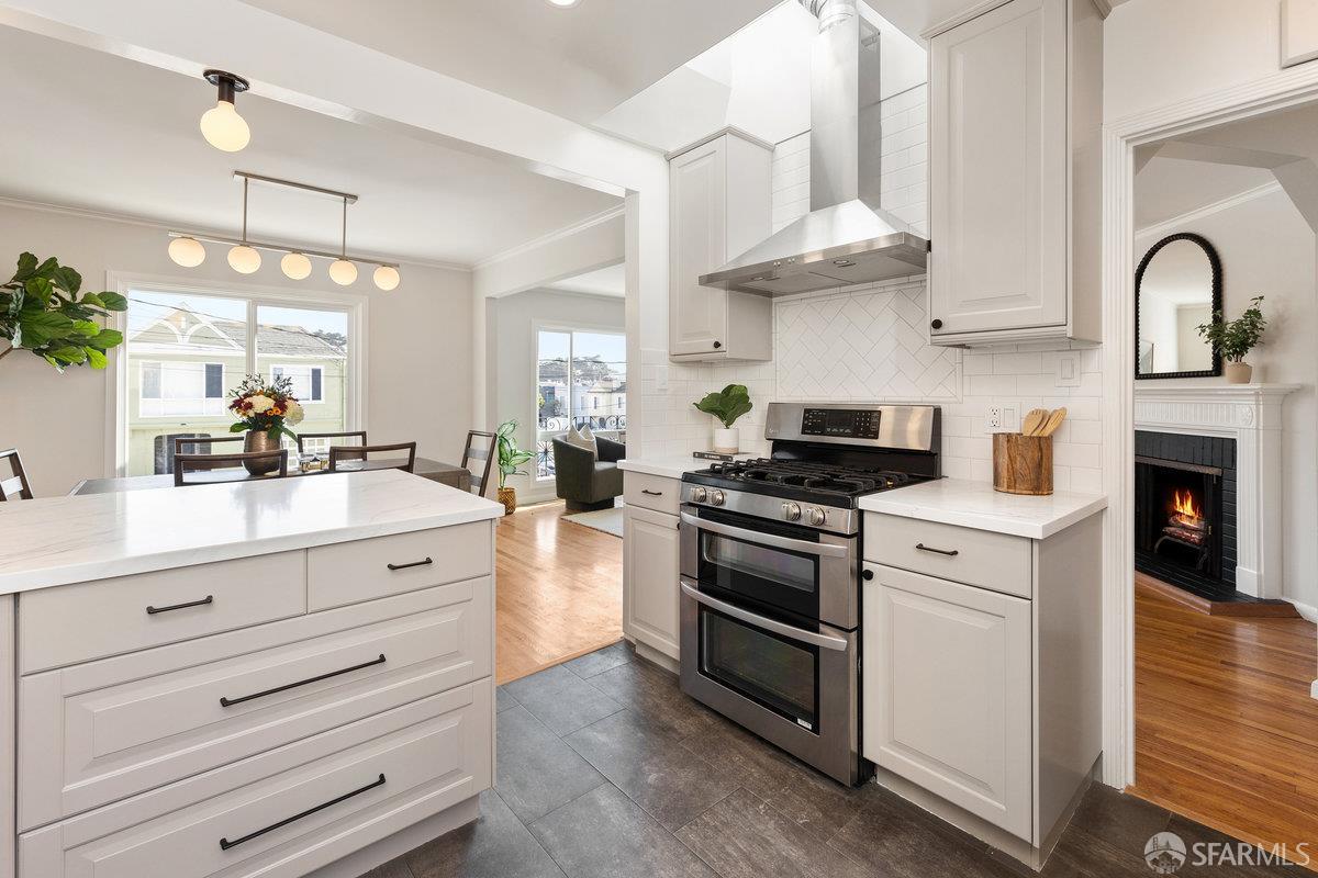 Detail Gallery Image 19 of 50 For 2591 39th Ave, San Francisco,  CA 94116 - 3 Beds | 2 Baths