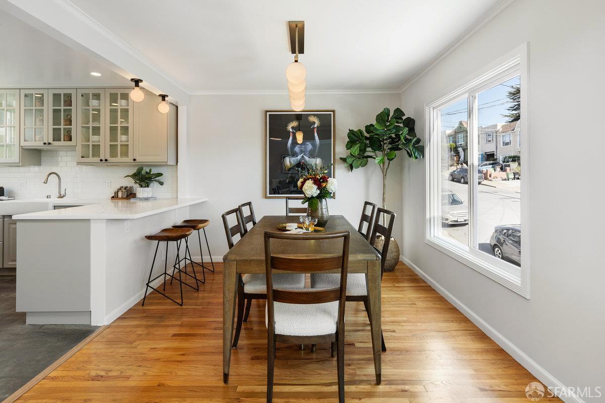 Detail Gallery Image 12 of 50 For 2591 39th Ave, San Francisco,  CA 94116 - 3 Beds | 2 Baths