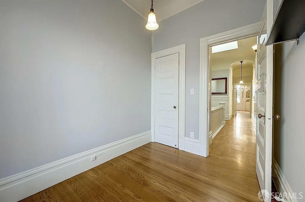 Detail Gallery Image 9 of 18 For 1241 Fulton St, San Francisco,  CA 94117 - 3 Beds | 2/1 Baths