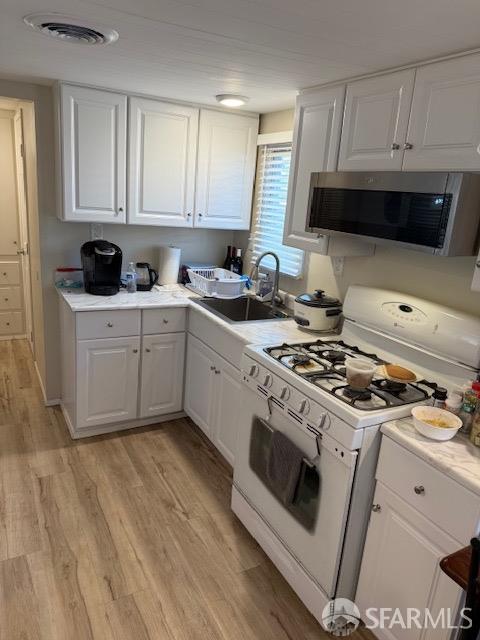 Detail Gallery Image 9 of 14 For 1700 El Camino Real 17-7, South San Francisco,  CA 94080 - 2 Beds | 1 Baths