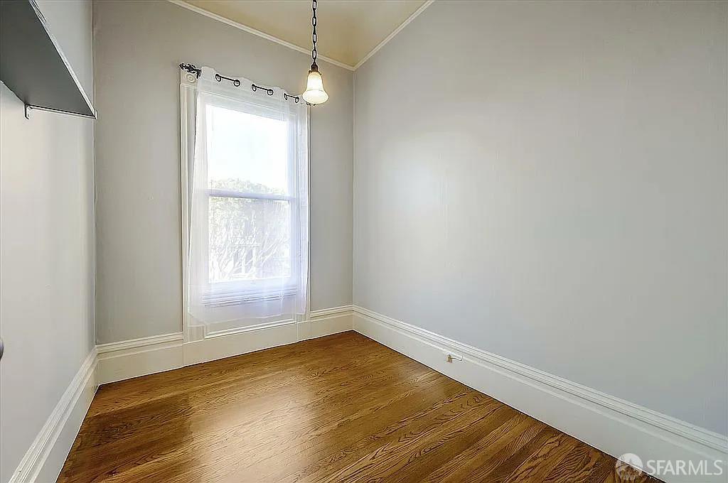 Detail Gallery Image 8 of 18 For 1241 Fulton St, San Francisco,  CA 94117 - 3 Beds | 2/1 Baths