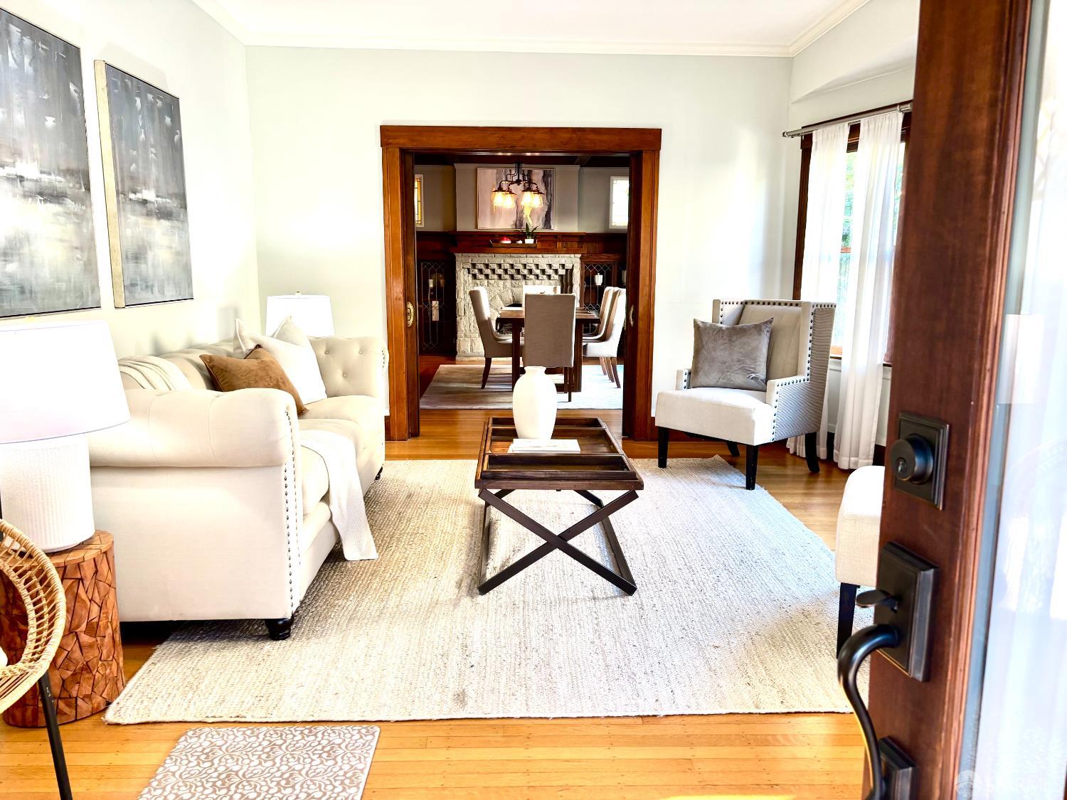 Detail Gallery Image 18 of 56 For 526 52nd St, Oakland,  CA 94609 - 2 Beds | 1/2 Baths