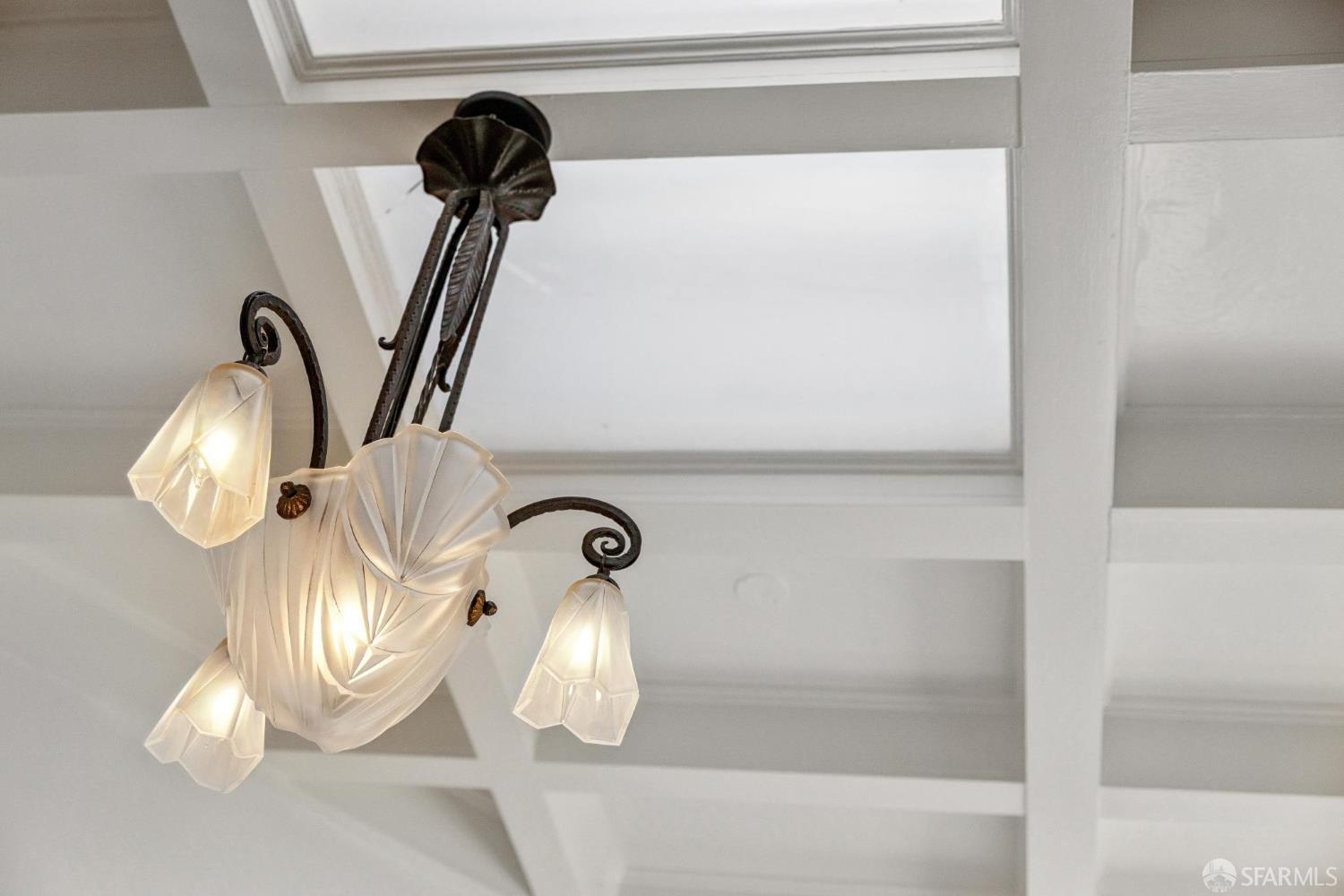 Detail Gallery Image 44 of 92 For 65 Carmelita St, San Francisco,  CA 94117 - 6 Beds | 3/1 Baths