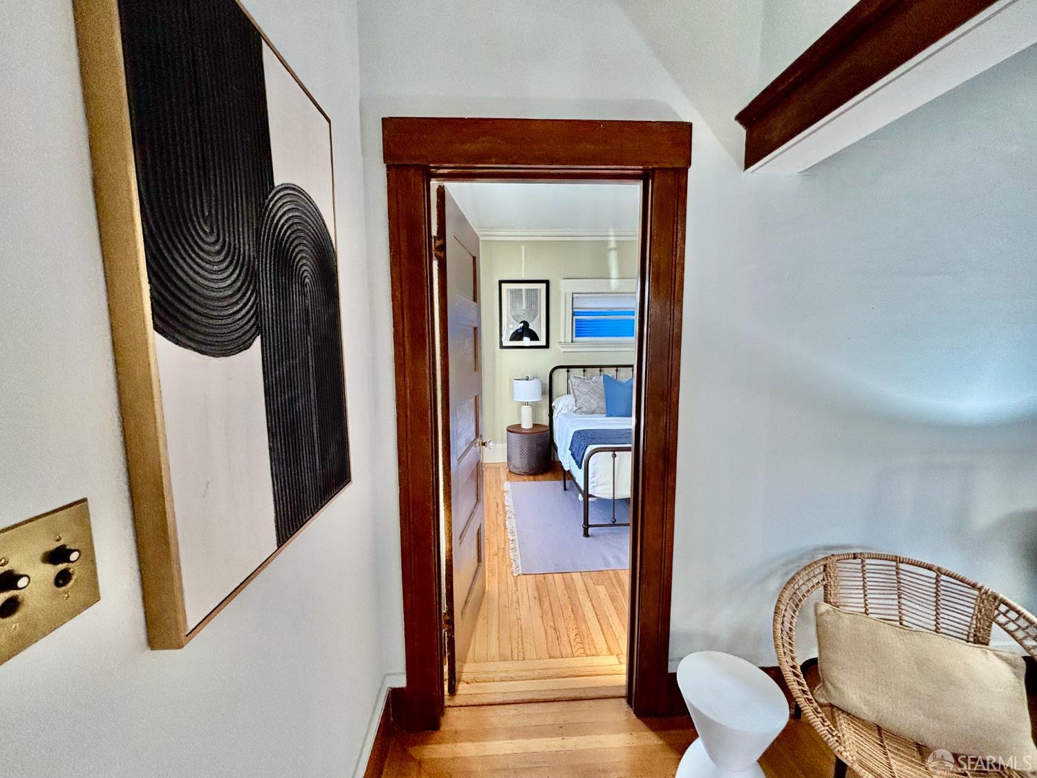 Detail Gallery Image 5 of 56 For 526 52nd St, Oakland,  CA 94609 - 2 Beds | 1/2 Baths