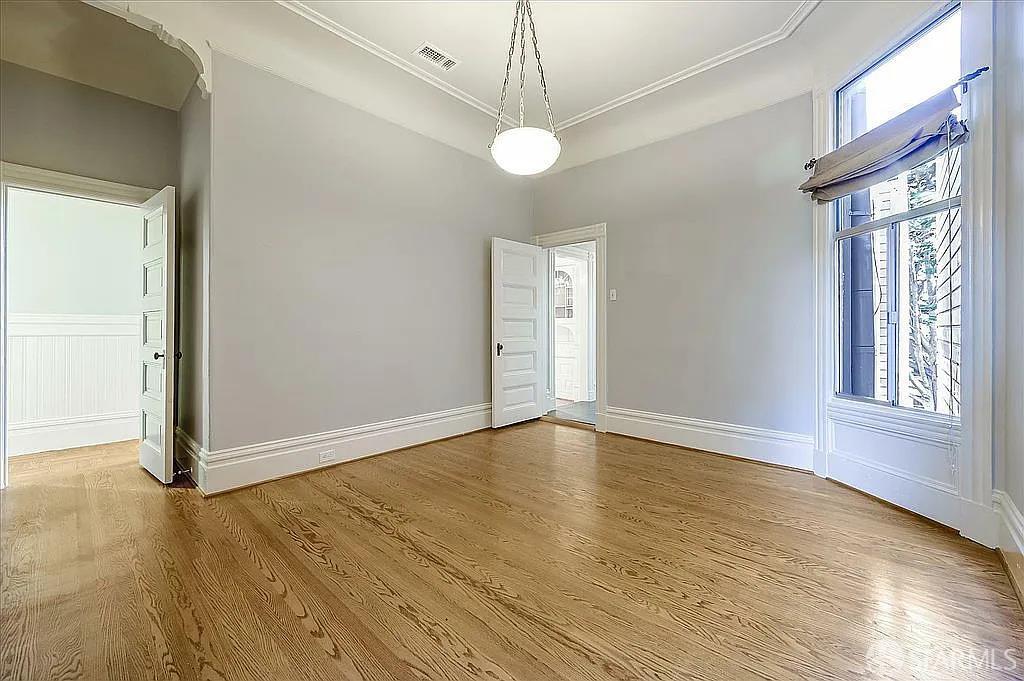 Detail Gallery Image 3 of 18 For 1241 Fulton St, San Francisco,  CA 94117 - 3 Beds | 2/1 Baths