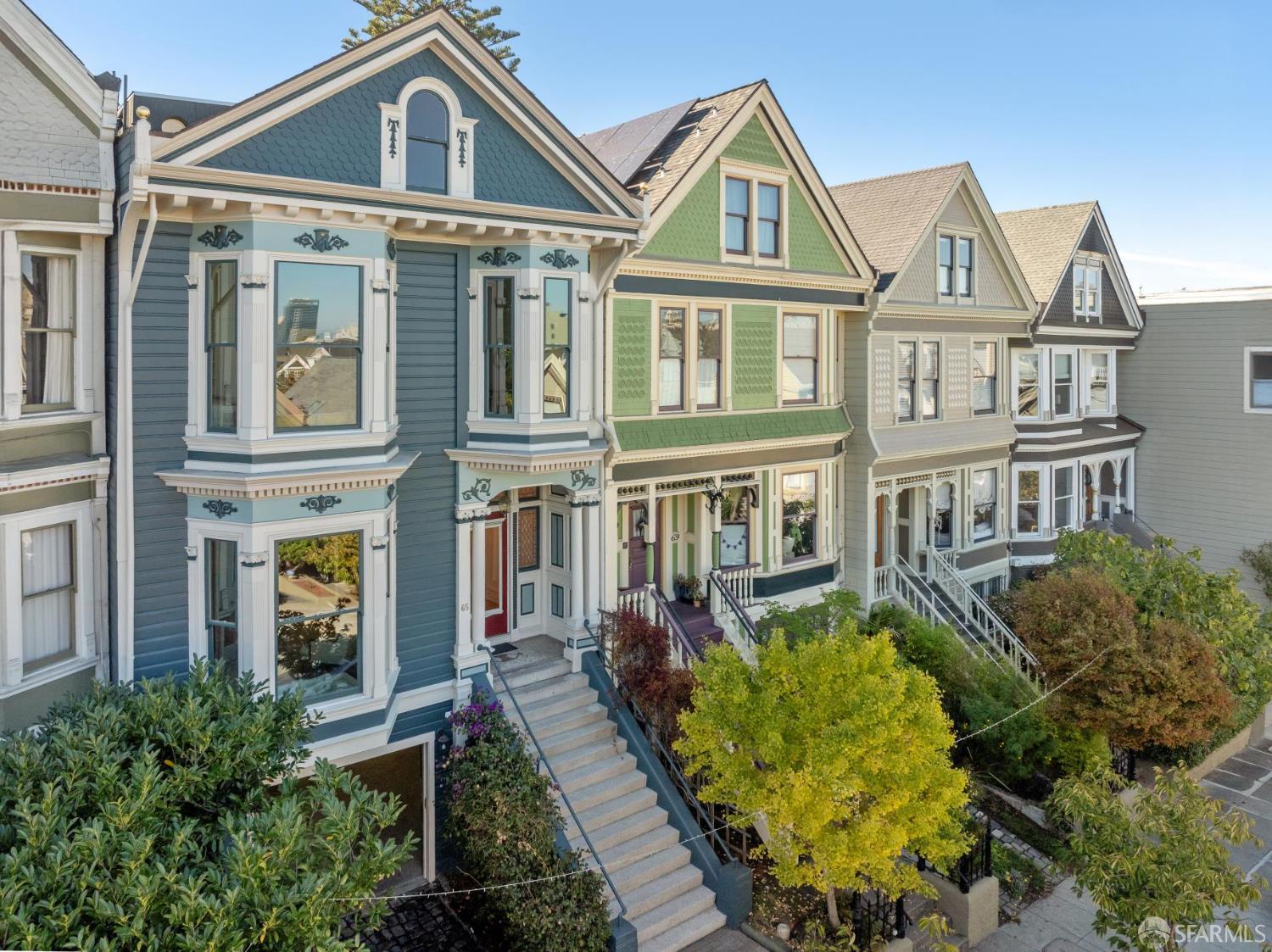 Detail Gallery Image 4 of 92 For 65 Carmelita St, San Francisco,  CA 94117 - 6 Beds | 3/1 Baths