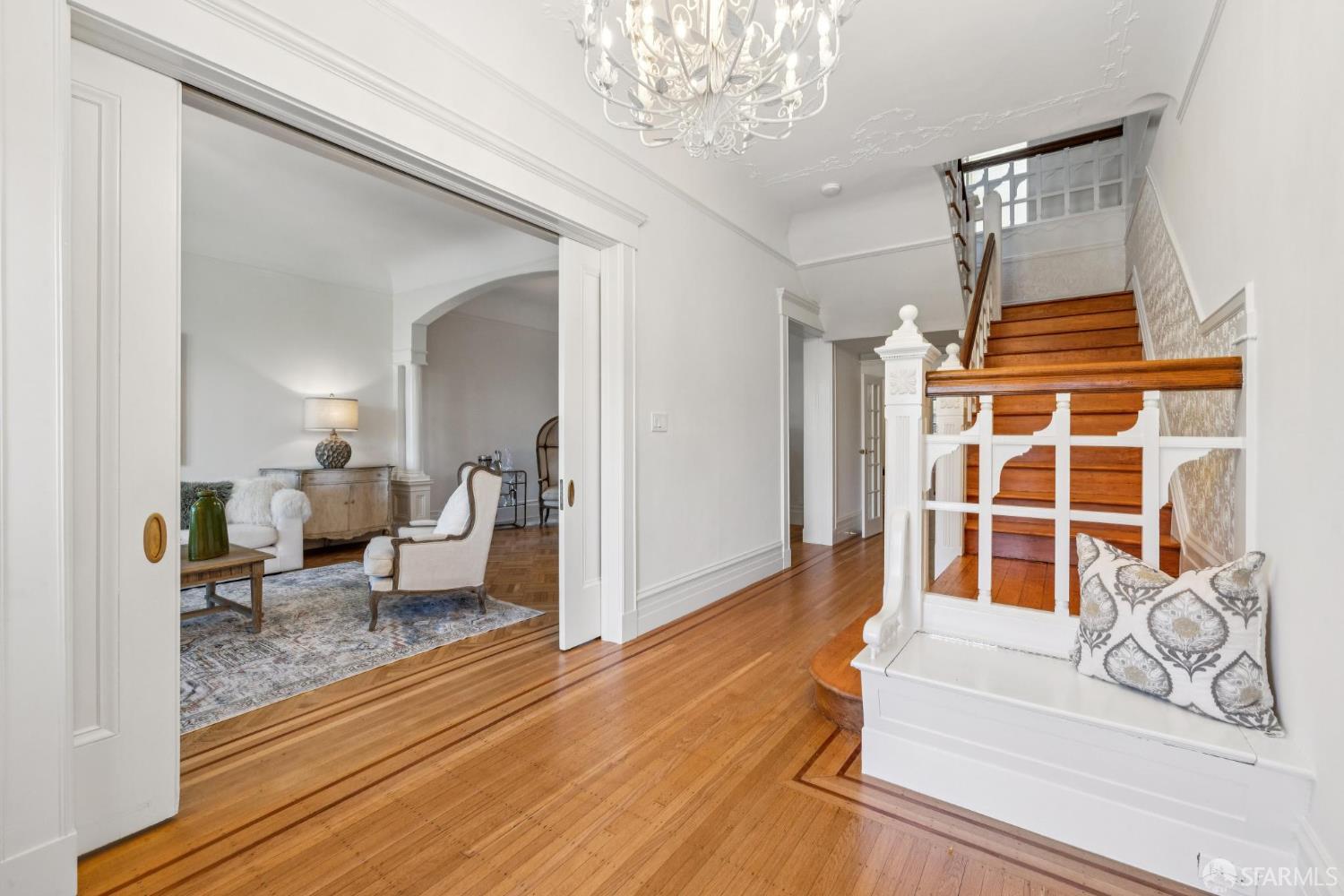 Detail Gallery Image 13 of 92 For 65 Carmelita St, San Francisco,  CA 94117 - 6 Beds | 3/1 Baths