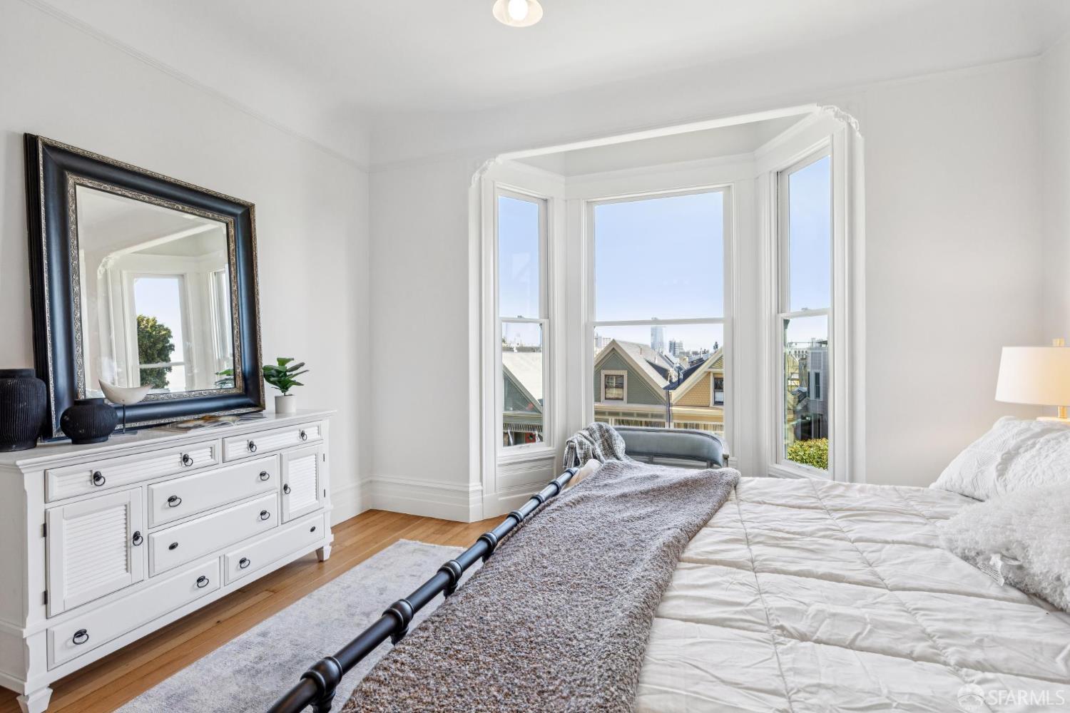 Detail Gallery Image 57 of 92 For 65 Carmelita St, San Francisco,  CA 94117 - 6 Beds | 3/1 Baths