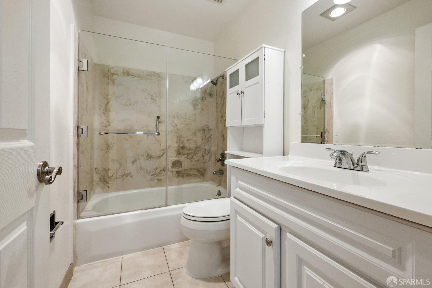 Detail Gallery Image 14 of 21 For 250 Willow Ave #421,  South San Francisco,  CA 94080 - 1 Beds | 1 Baths