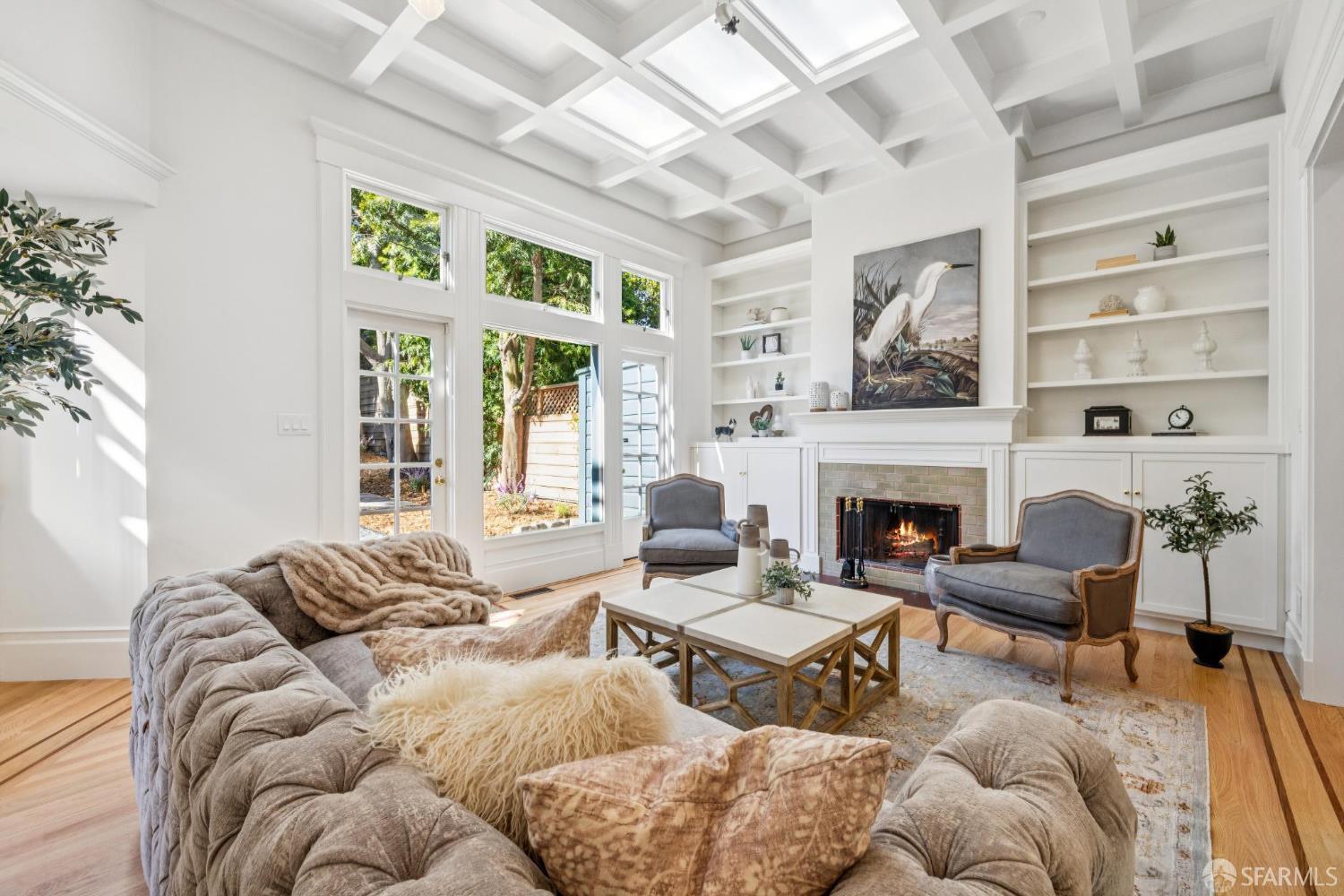 Detail Gallery Image 40 of 92 For 65 Carmelita St, San Francisco,  CA 94117 - 6 Beds | 3/1 Baths