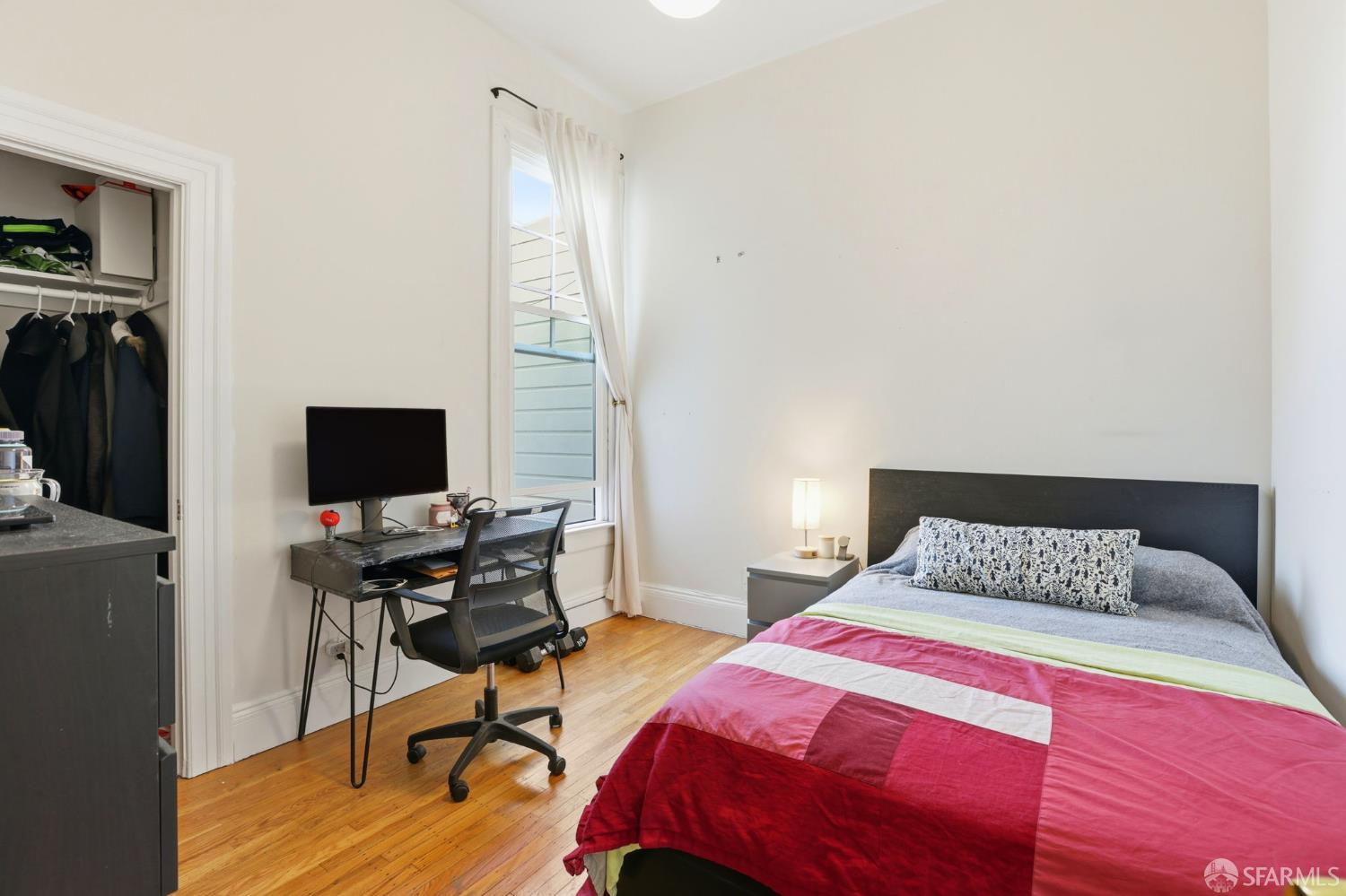 Detail Gallery Image 13 of 21 For 1404 Golden Gate Ave, San Francisco,  CA 94115 - 5 Beds | 2/1 Baths