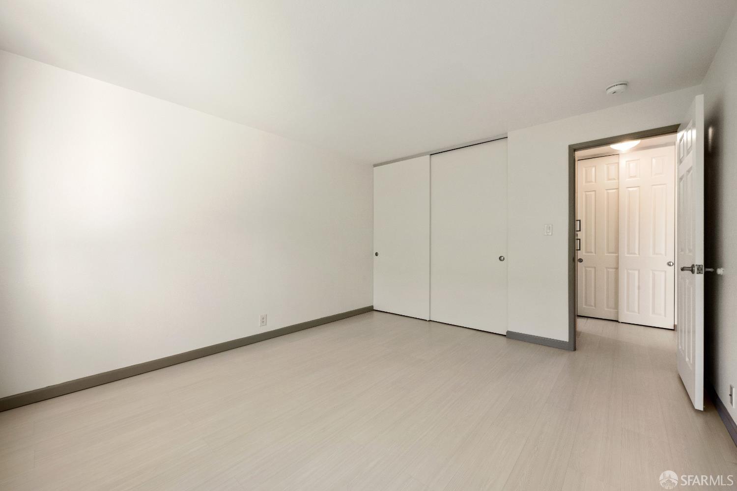 Detail Gallery Image 13 of 21 For 250 Willow Ave #421,  South San Francisco,  CA 94080 - 1 Beds | 1 Baths