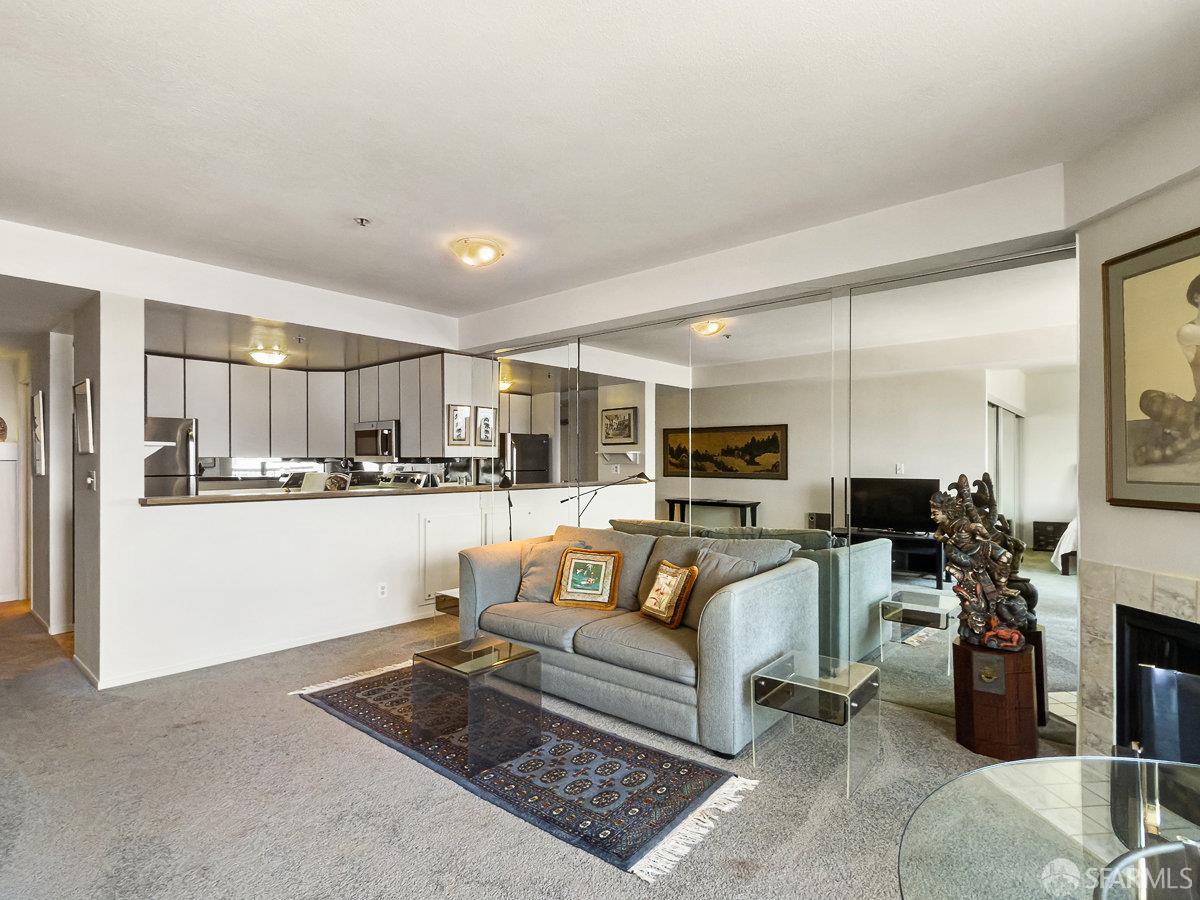 Detail Gallery Image 3 of 25 For 601 Van Ness Ave #1047,  San Francisco,  CA 94102 - 1 Beds | 1 Baths