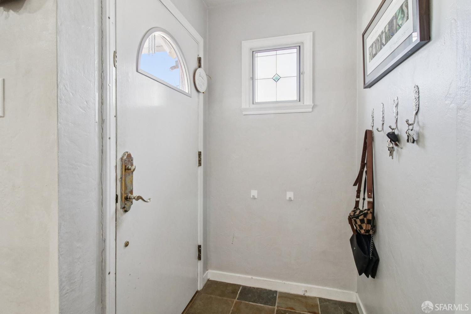 Detail Gallery Image 6 of 27 For 155 Georgia Ave, San Bruno,  CA 94066 - 2 Beds | 1 Baths