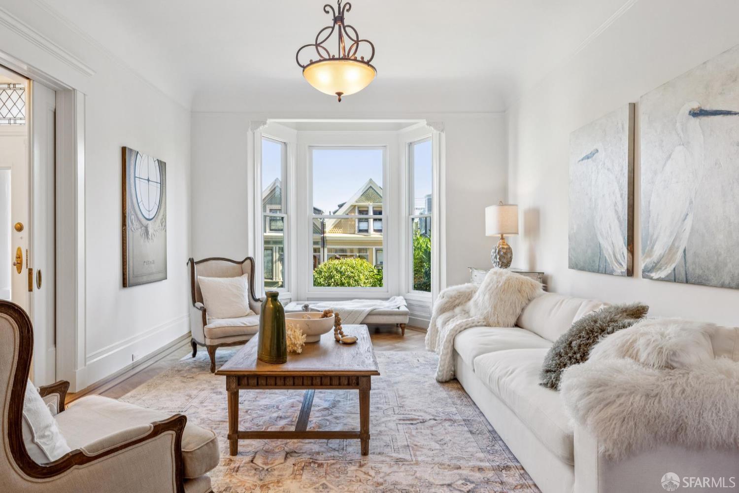 Detail Gallery Image 18 of 92 For 65 Carmelita St, San Francisco,  CA 94117 - 6 Beds | 3/1 Baths