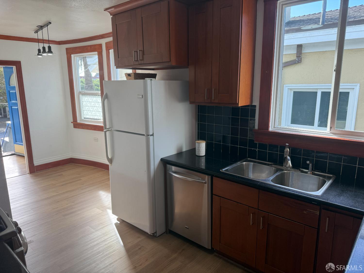 Detail Gallery Image 11 of 40 For 8122 Geary Blvd, San Francisco,  CA 94121 - 7 Beds | 5/1 Baths