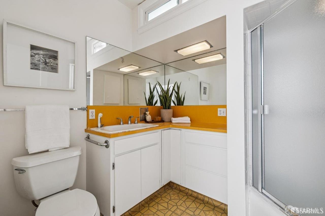 Detail Gallery Image 20 of 28 For 845 44th Ave, San Francisco,  CA 94121 - 2 Beds | 1 Baths