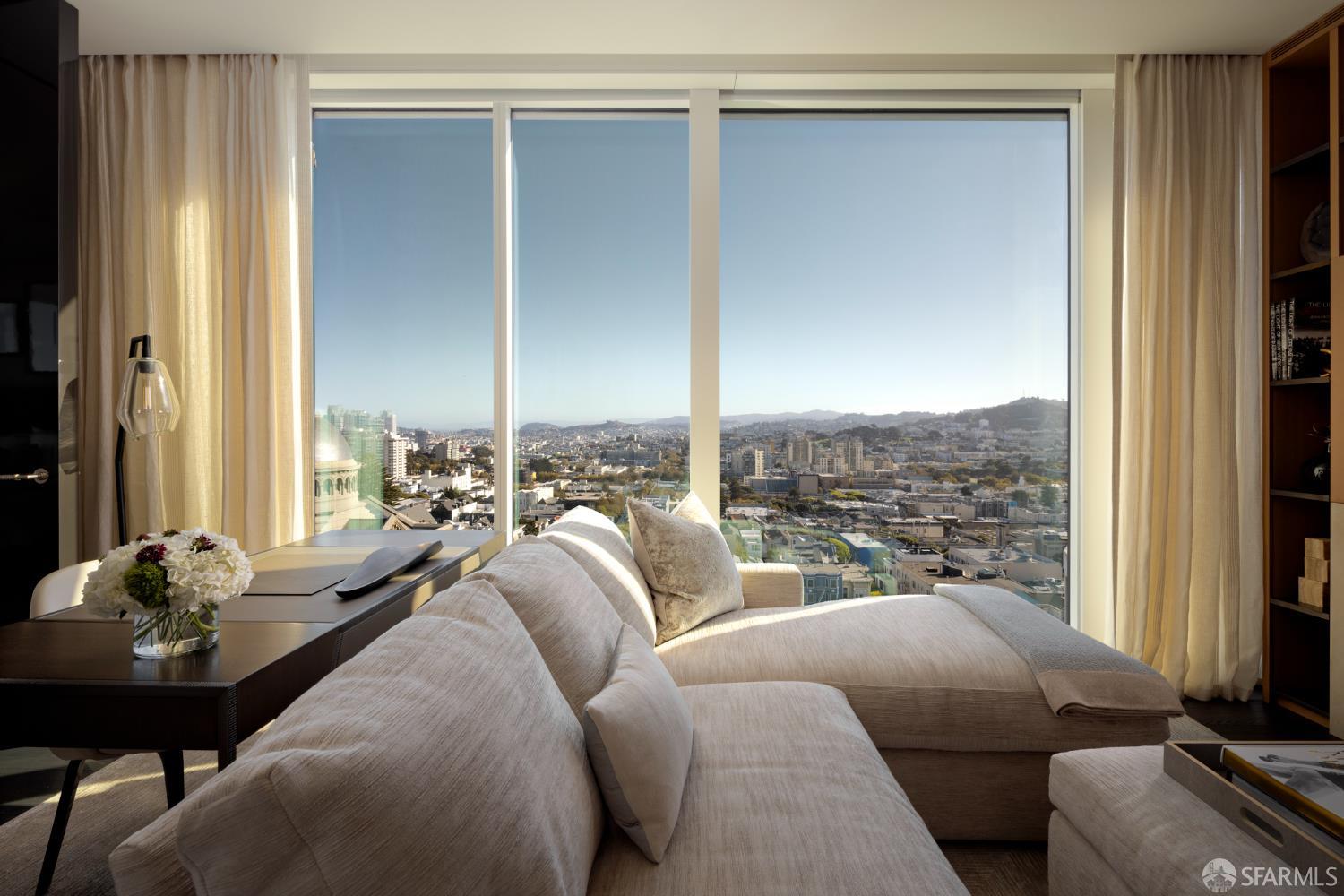 Detail Gallery Image 18 of 34 For 2121 Webster St Gph1,  San Francisco,  CA 94115 - 3 Beds | 3/1 Baths