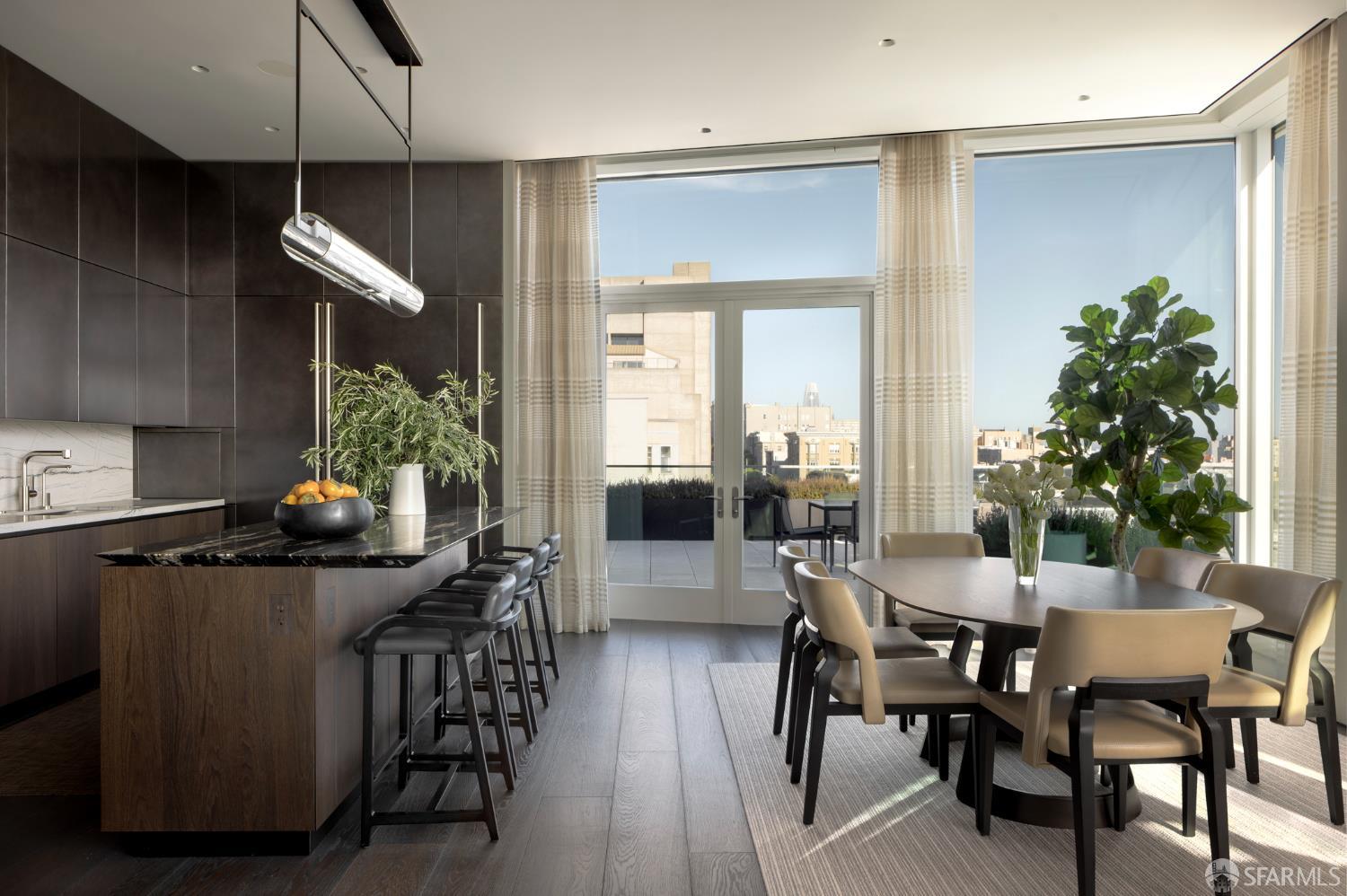 Detail Gallery Image 7 of 34 For 2121 Webster St Gph1,  San Francisco,  CA 94115 - 3 Beds | 3/1 Baths