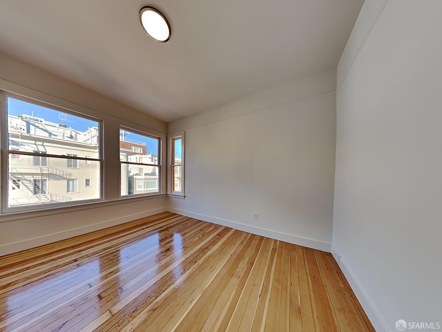 Detail Gallery Image 5 of 6 For 1158 Montgomery St, San Francisco,  CA 94133 - – Beds | – Baths