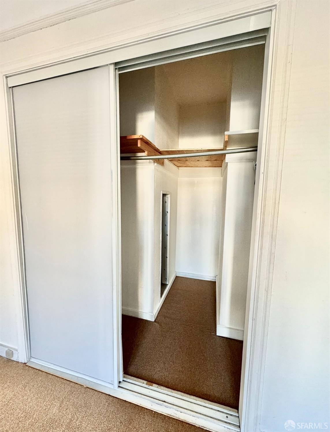 Detail Gallery Image 5 of 11 For 247 Brighton Ave, San Francisco,  CA 94112 - 1 Beds | 2 Baths