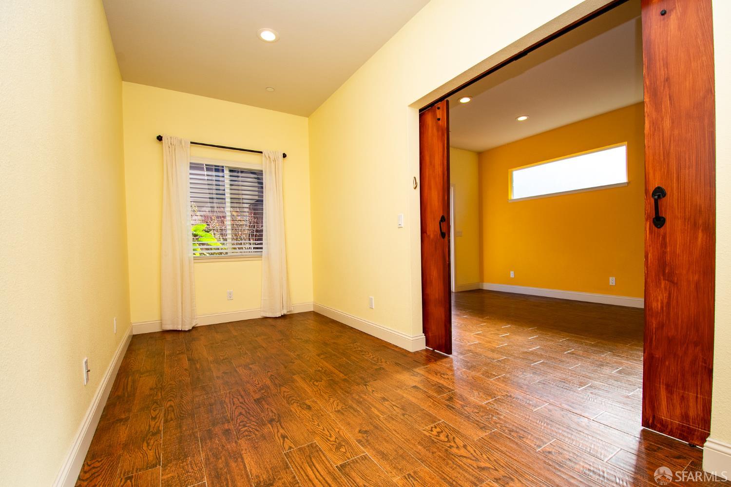 Detail Gallery Image 17 of 30 For 40 Encina Ave, Monterey,  CA 93940 - 3 Beds | 2 Baths