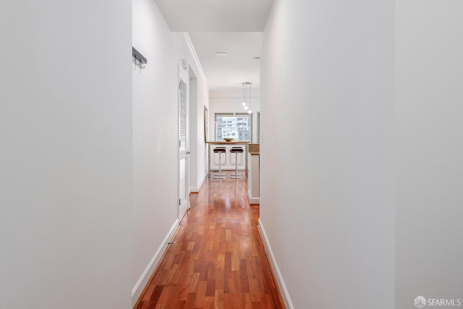 Front Image Thumbnail for SF425085623