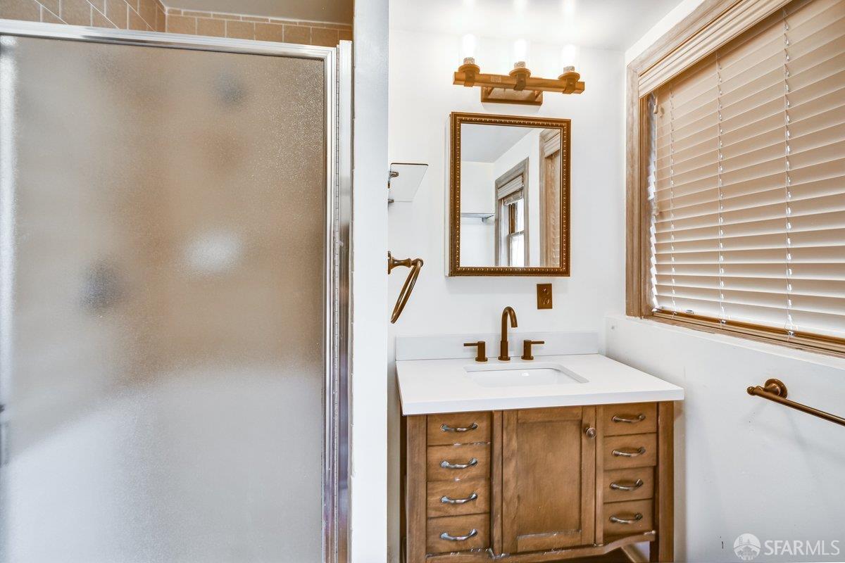 Detail Gallery Image 27 of 31 For 1770 17th Ave, San Francisco,  CA 94122 - 3 Beds | 2 Baths