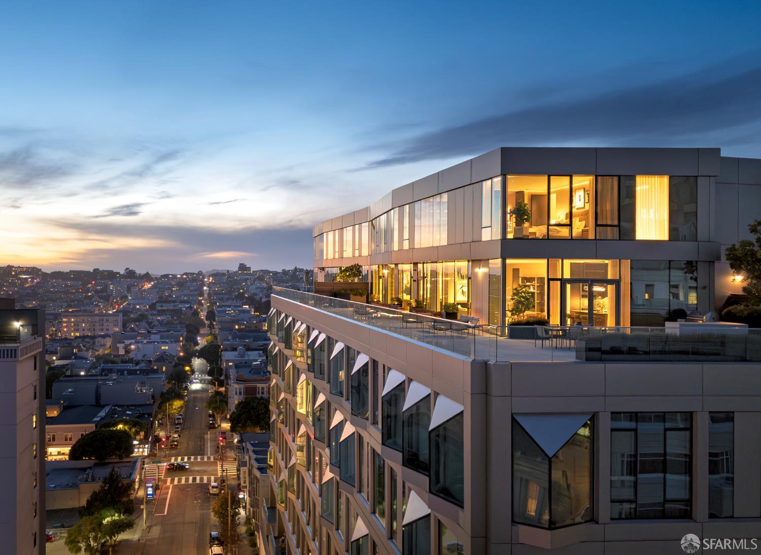 Detail Gallery Image 2 of 34 For 2121 Webster St Gph1,  San Francisco,  CA 94115 - 3 Beds | 3/1 Baths