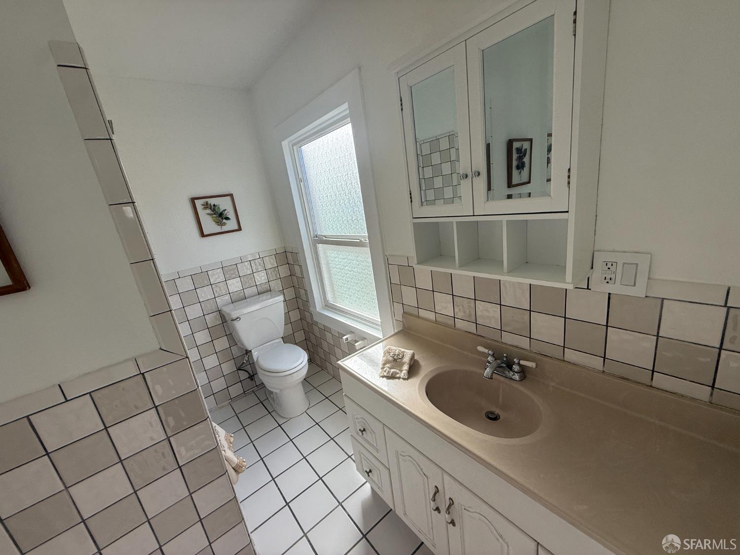 Detail Gallery Image 19 of 40 For 8122 Geary Blvd, San Francisco,  CA 94121 - 7 Beds | 5/1 Baths