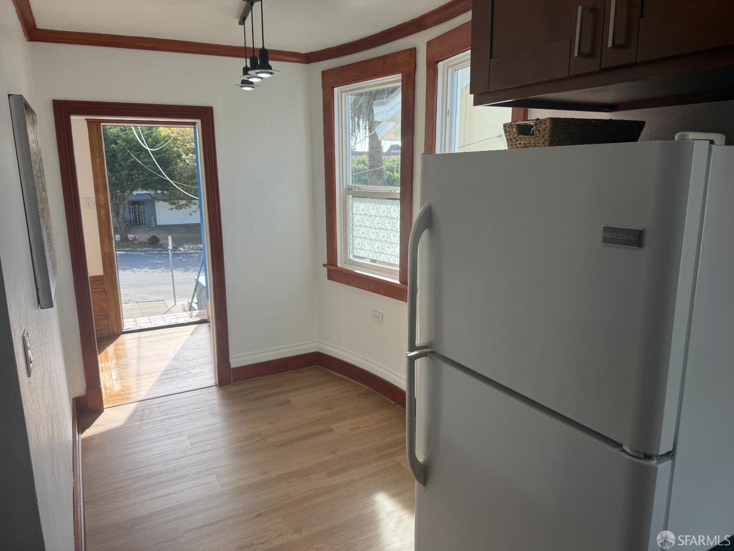 Detail Gallery Image 13 of 40 For 8122 Geary Blvd, San Francisco,  CA 94121 - 7 Beds | 5/1 Baths