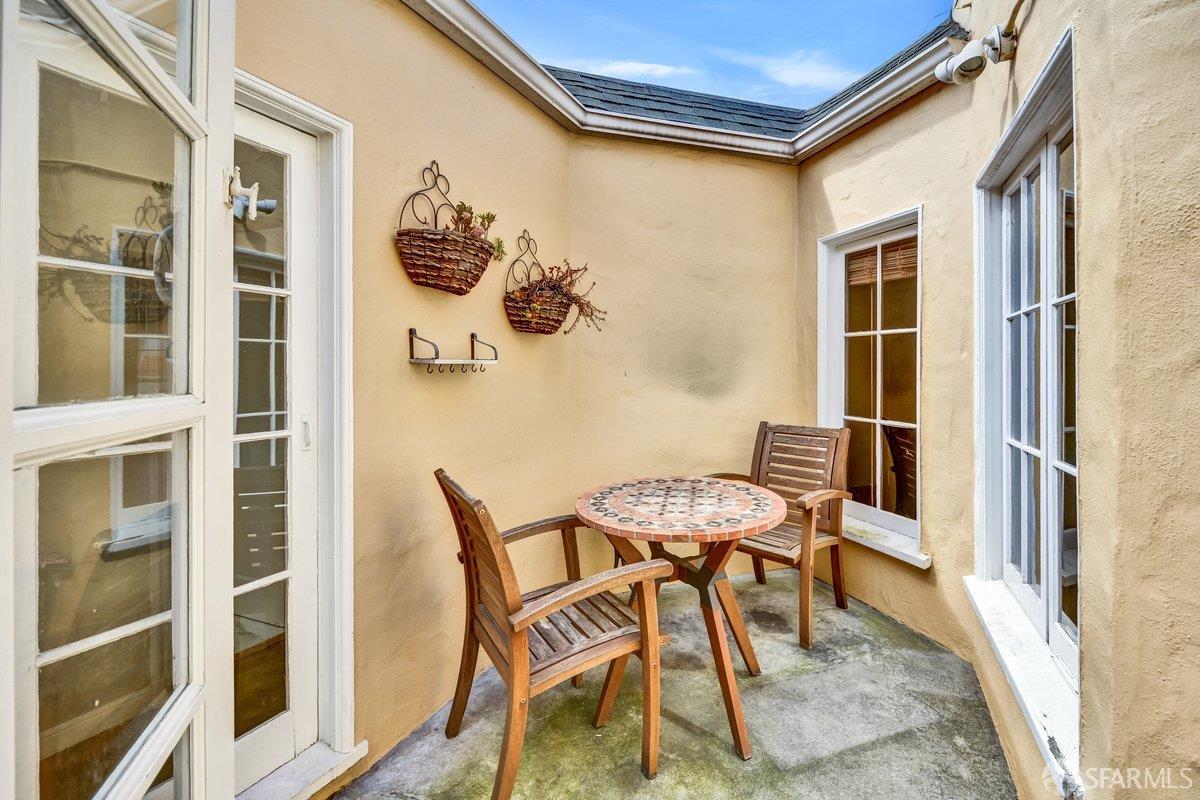 Detail Gallery Image 30 of 31 For 1770 17th Ave, San Francisco,  CA 94122 - 3 Beds | 2 Baths