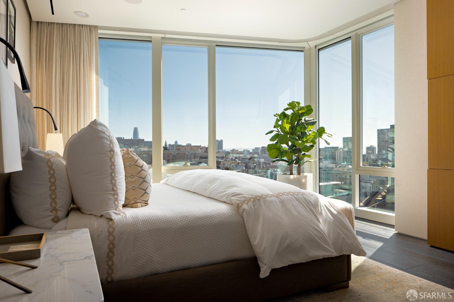 Detail Gallery Image 16 of 34 For 2121 Webster St Gph1,  San Francisco,  CA 94115 - 3 Beds | 3/1 Baths