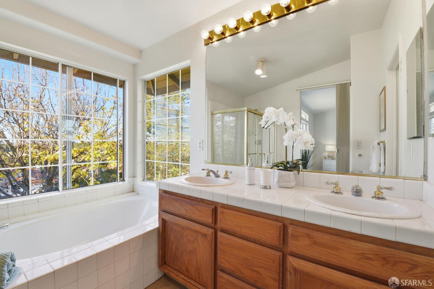 Detail Gallery Image 32 of 41 For 4737 Crestone Peak Ct, Antioch,  CA 94531 - 4 Beds | 3 Baths