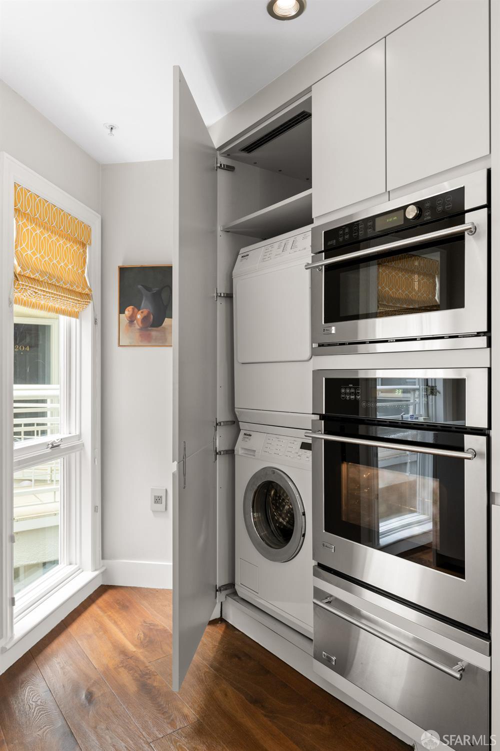 Photo #11: 425085724 Listing: Photo #11