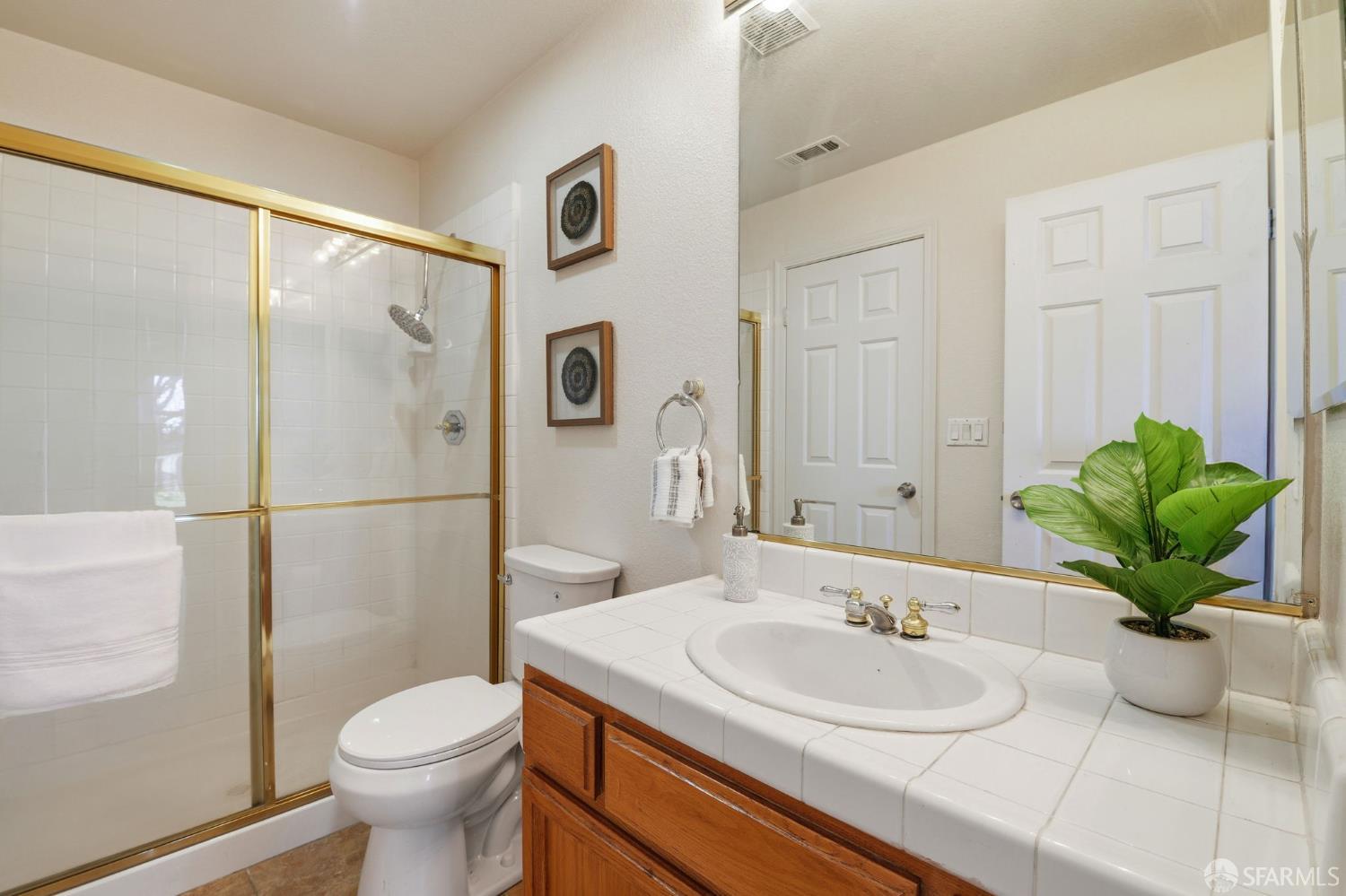 Detail Gallery Image 31 of 41 For 4737 Crestone Peak Ct, Antioch,  CA 94531 - 4 Beds | 3 Baths