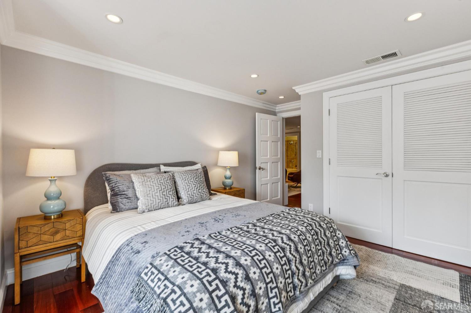 Detail Gallery Image 55 of 64 For 1727 Ulloa St, San Francisco,  CA 94116 - 5 Beds | 4/1 Baths