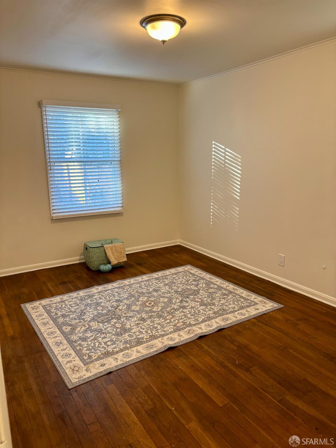 Detail Gallery Image 16 of 25 For 1127 Hollyburne Ave, Menlo Park,  CA 94025 - 3 Beds | 1 Baths