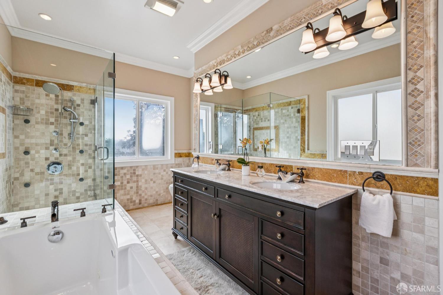 Detail Gallery Image 26 of 64 For 1727 Ulloa St, San Francisco,  CA 94116 - 5 Beds | 4/1 Baths