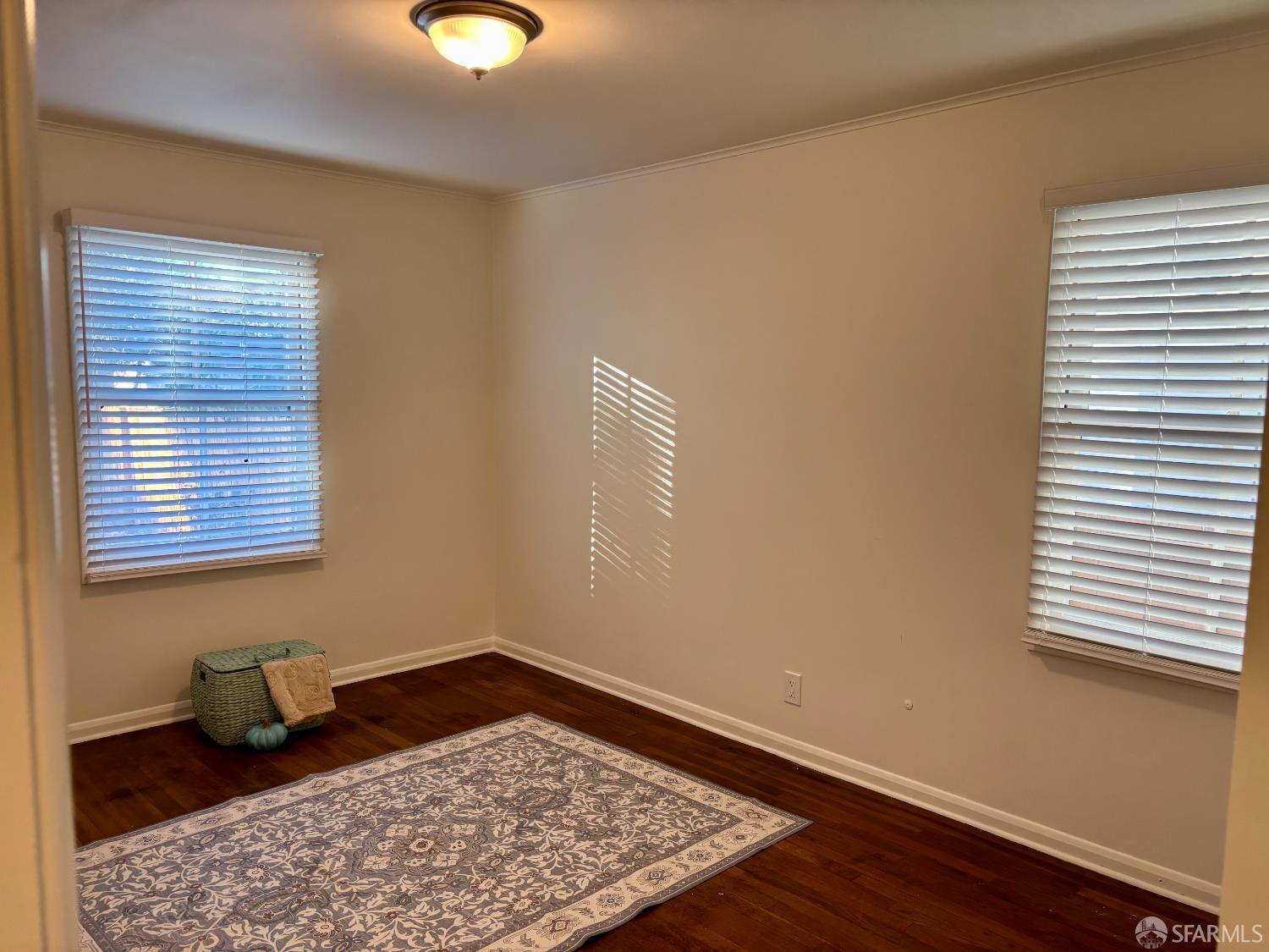 Detail Gallery Image 15 of 25 For 1127 Hollyburne Ave, Menlo Park,  CA 94025 - 3 Beds | 1 Baths