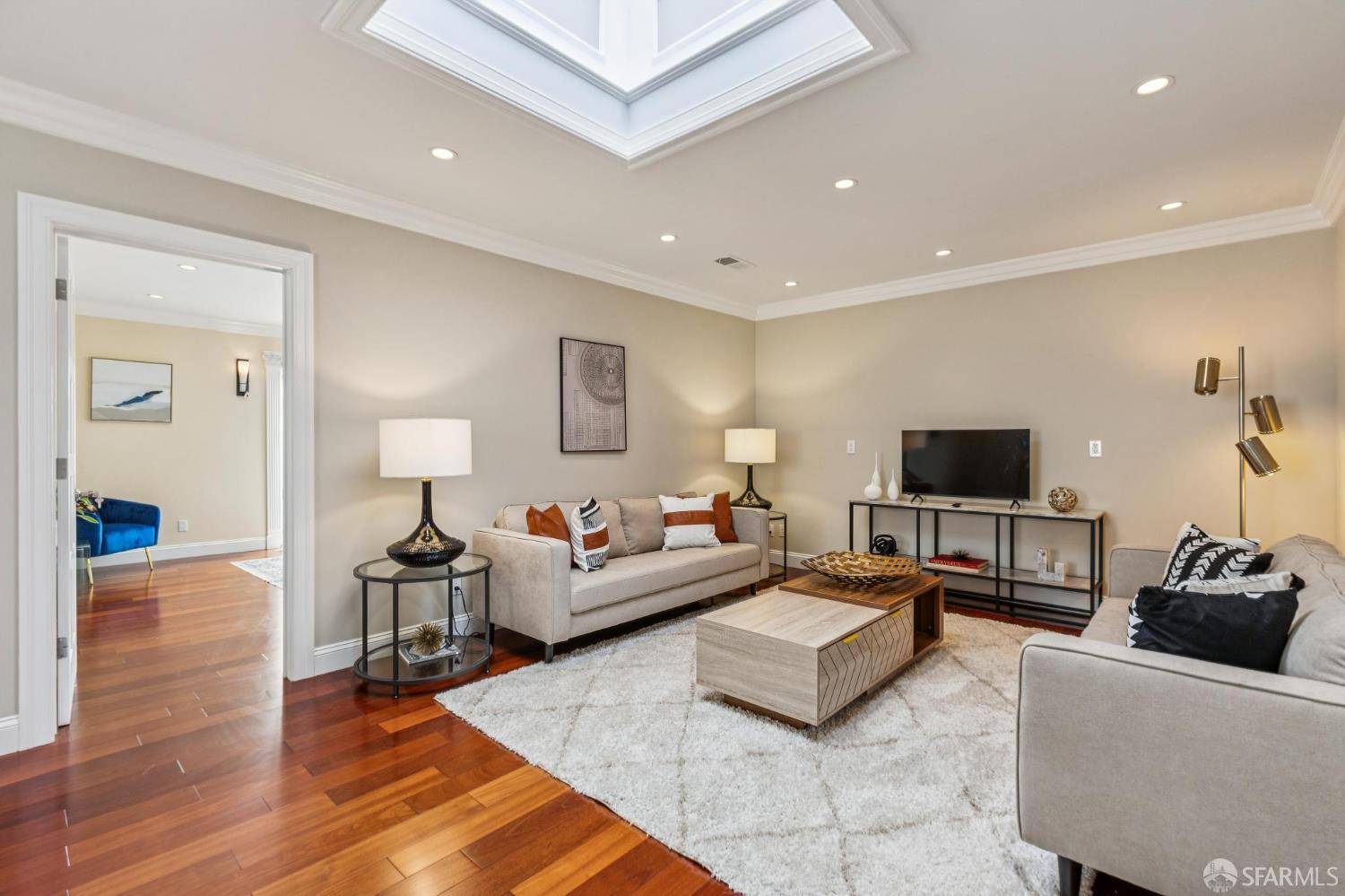 Detail Gallery Image 32 of 64 For 1727 Ulloa St, San Francisco,  CA 94116 - 5 Beds | 4/1 Baths