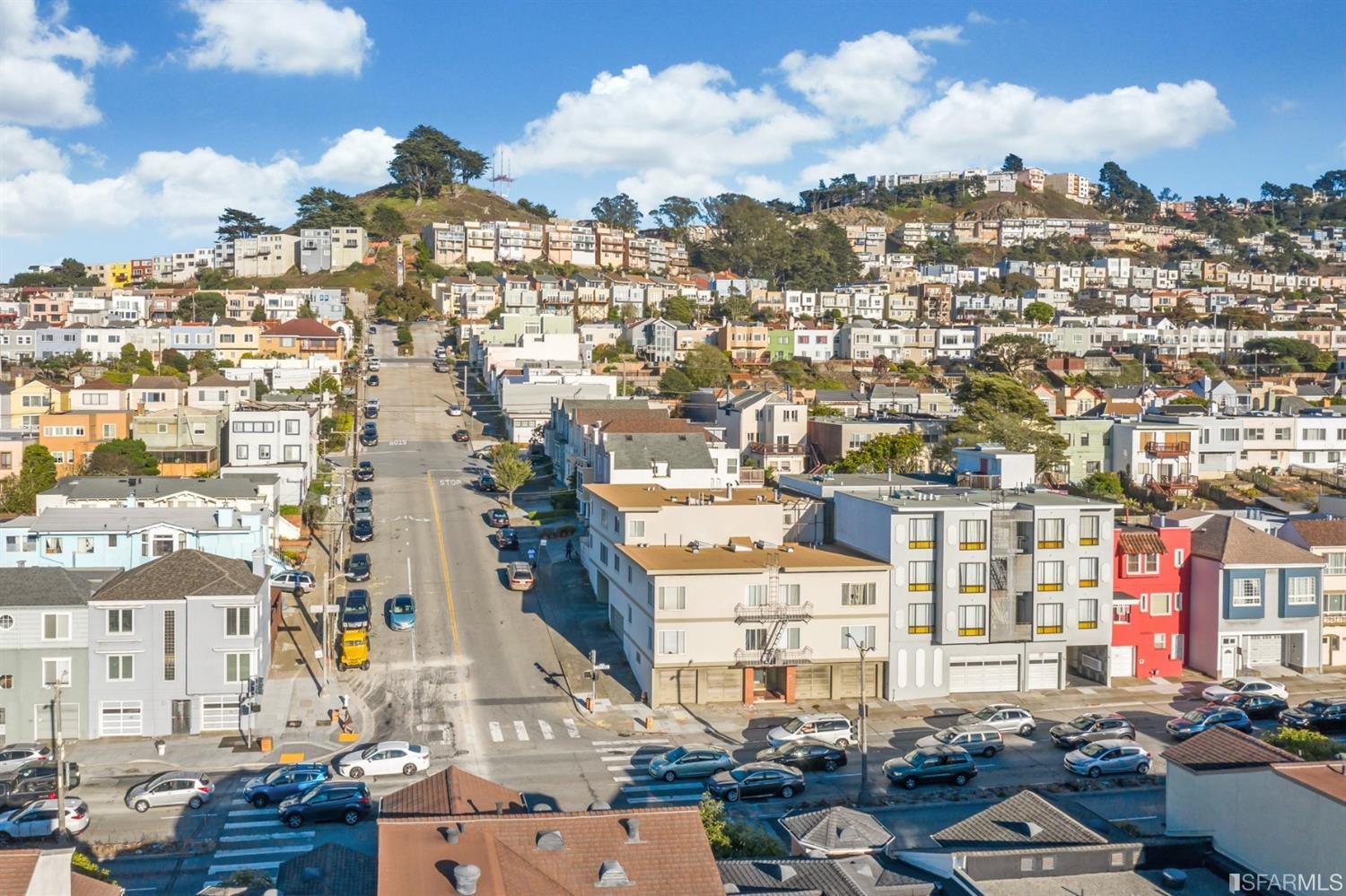 Detail Gallery Image 11 of 11 For 1700 19th Ave #2,  San Francisco,  CA 94122 - 10 Beds | 8 Baths