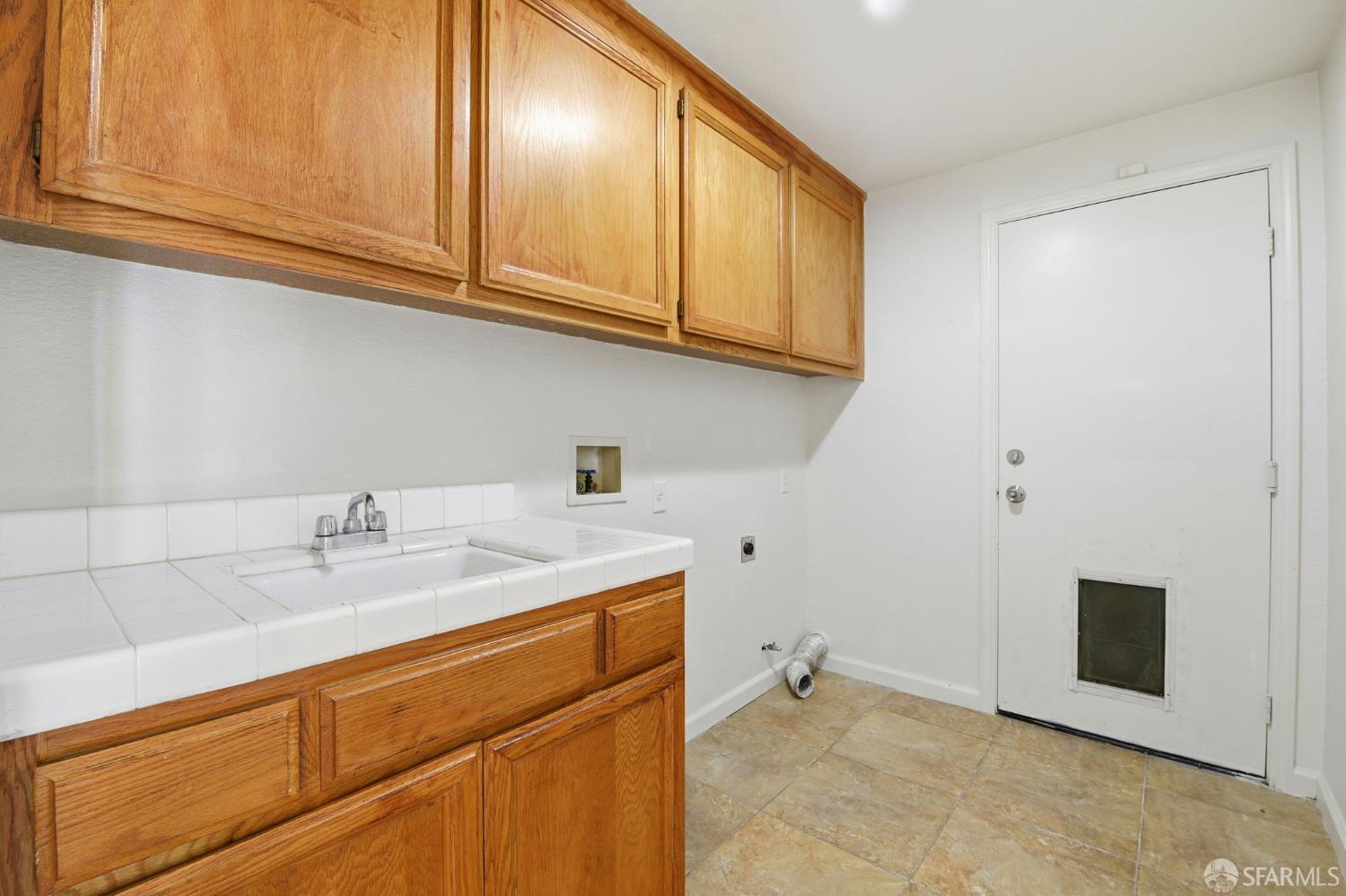 Detail Gallery Image 35 of 41 For 4737 Crestone Peak Ct, Antioch,  CA 94531 - 4 Beds | 3 Baths