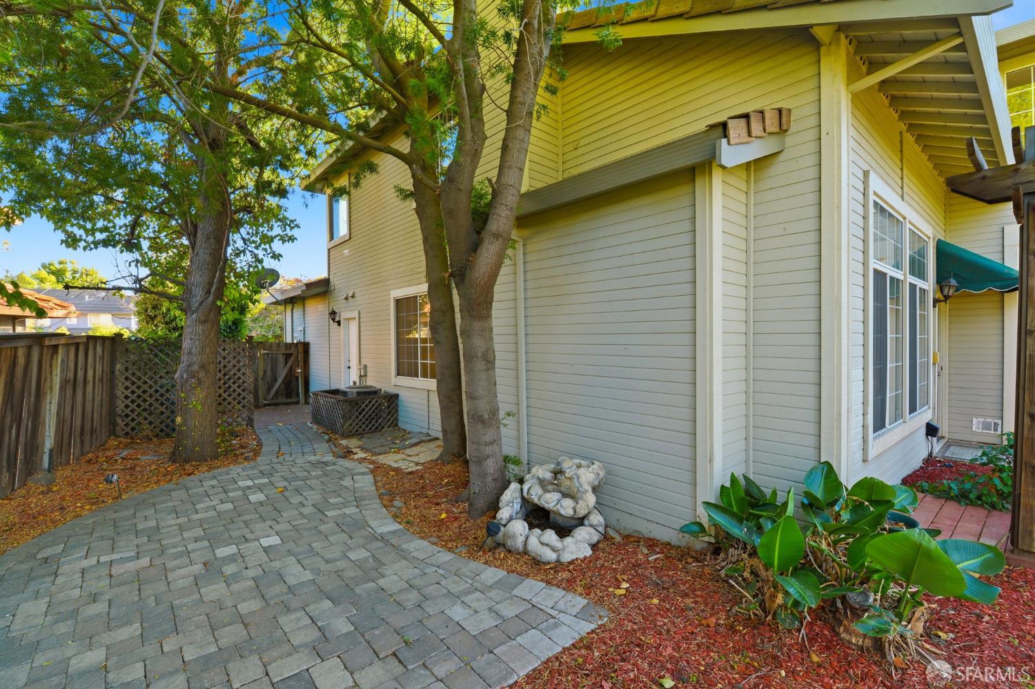 Detail Gallery Image 36 of 41 For 4737 Crestone Peak Ct, Antioch,  CA 94531 - 4 Beds | 3 Baths