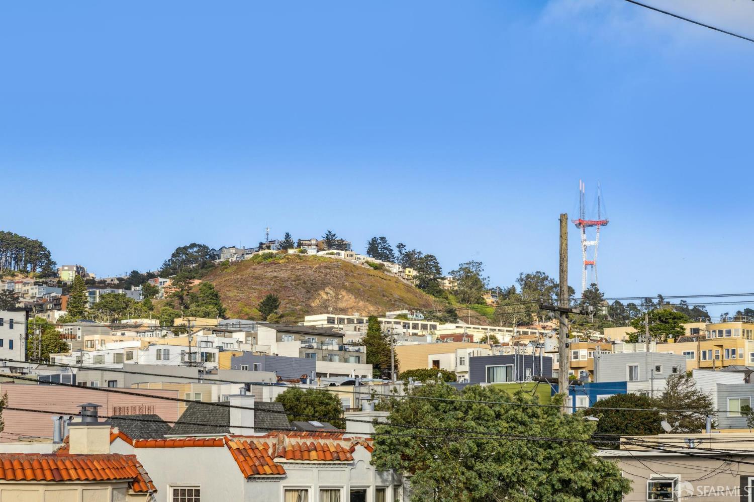 Detail Gallery Image 39 of 64 For 1727 Ulloa St, San Francisco,  CA 94116 - 5 Beds | 4/1 Baths