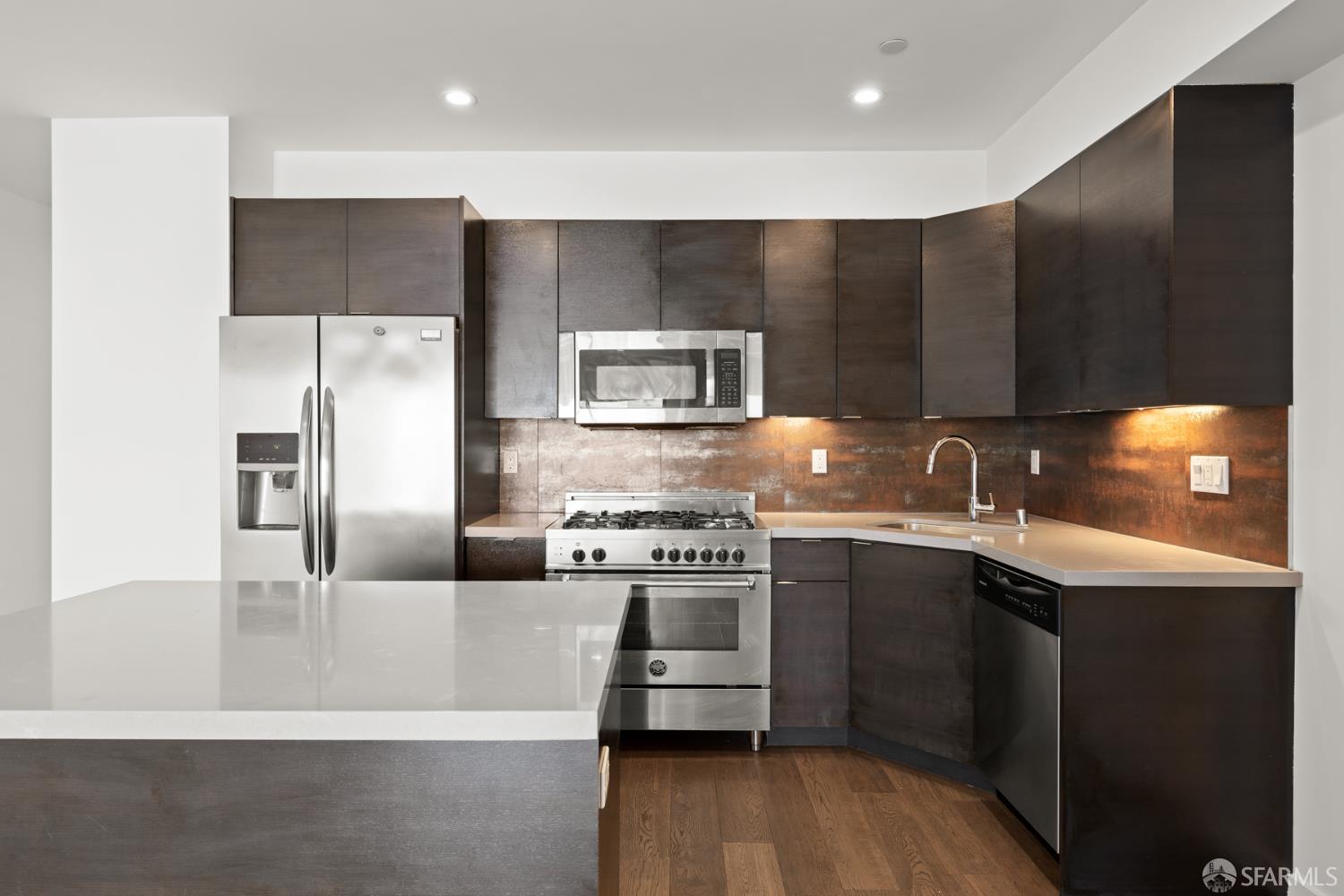 Detail Gallery Image 4 of 13 For 252 9th St #502,  San Francisco,  CA 94103 - 1 Beds | 1 Baths